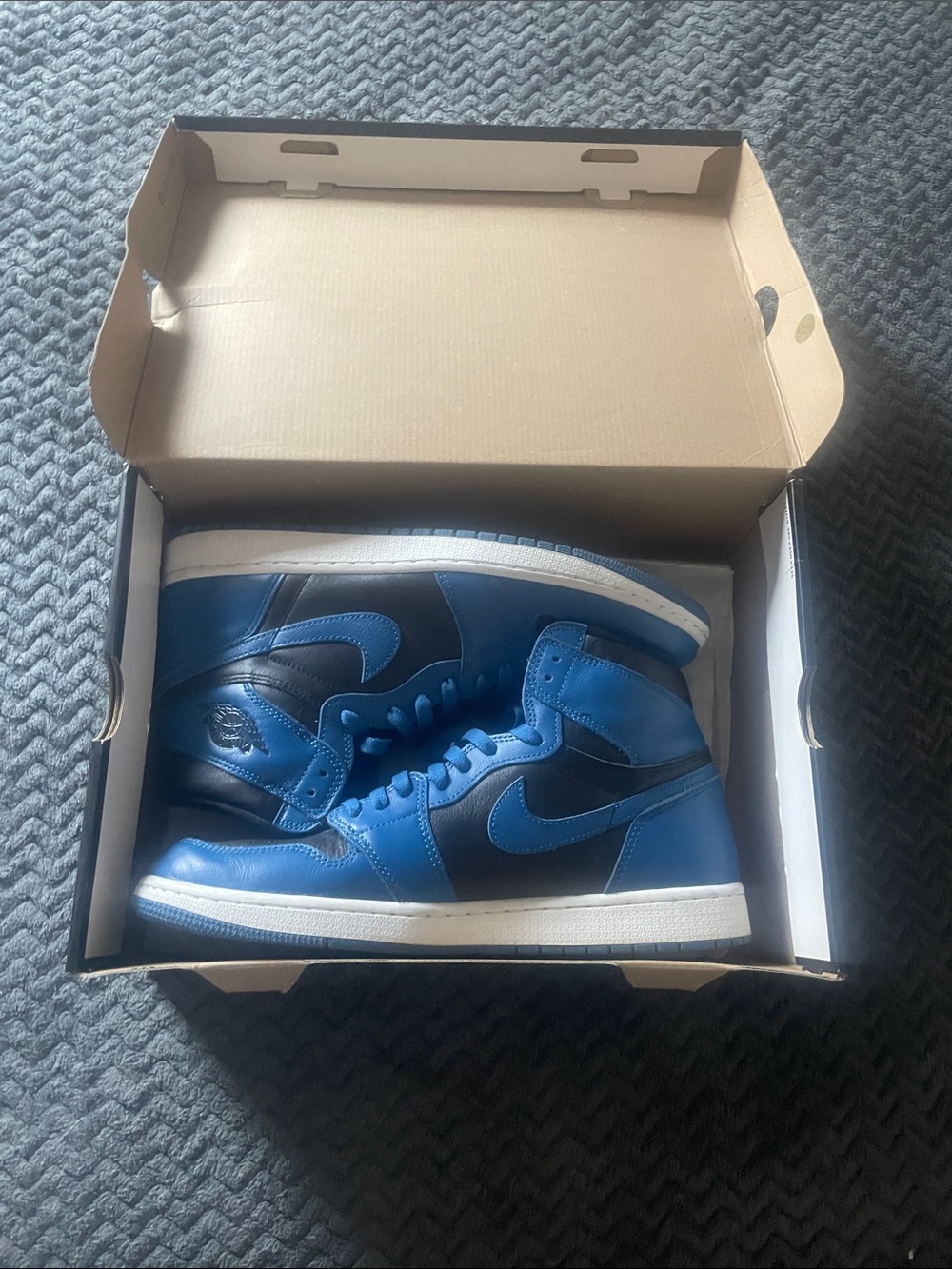Nike Air Jordan 1 Mid Sneakers - Blue/Black - Picture 1 of 1